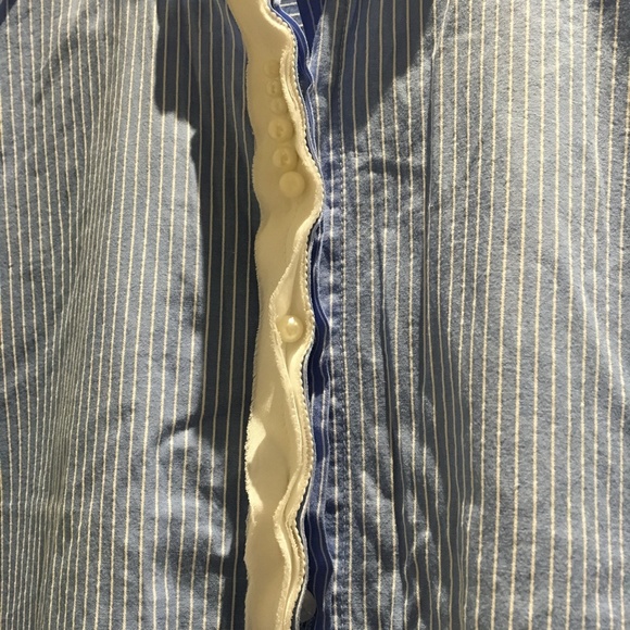 Blouse - Picture 2 of 6